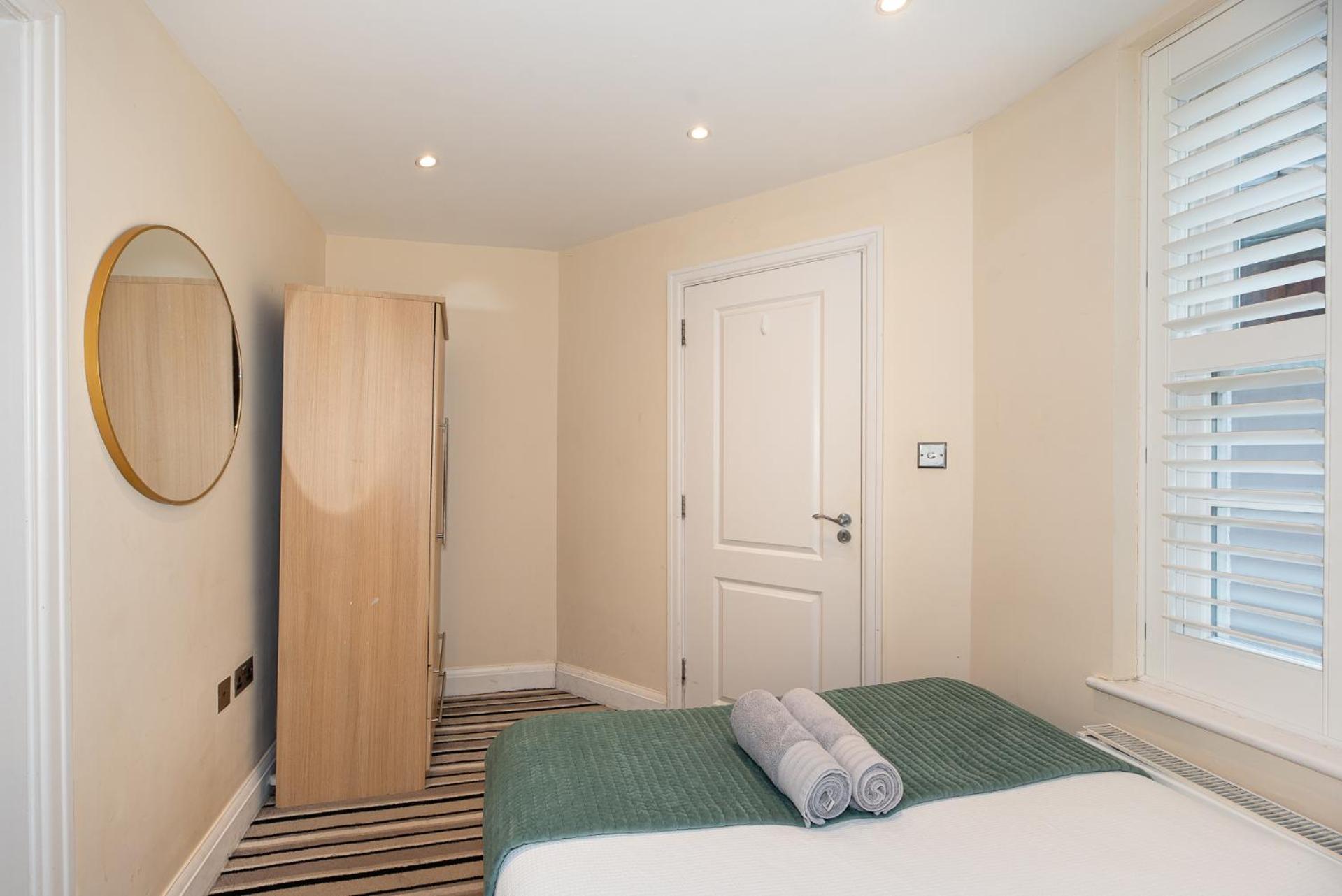 3 Bedroom Apartment With Private Terrace In Pimlico, Westminster, Victoria London Exterior foto