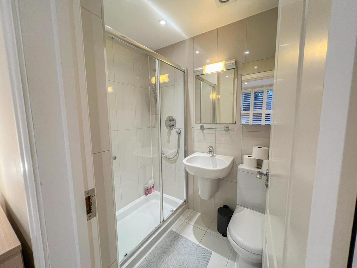 3 Bedroom Apartment With Private Terrace In Pimlico, Westminster, Victoria London Exterior foto