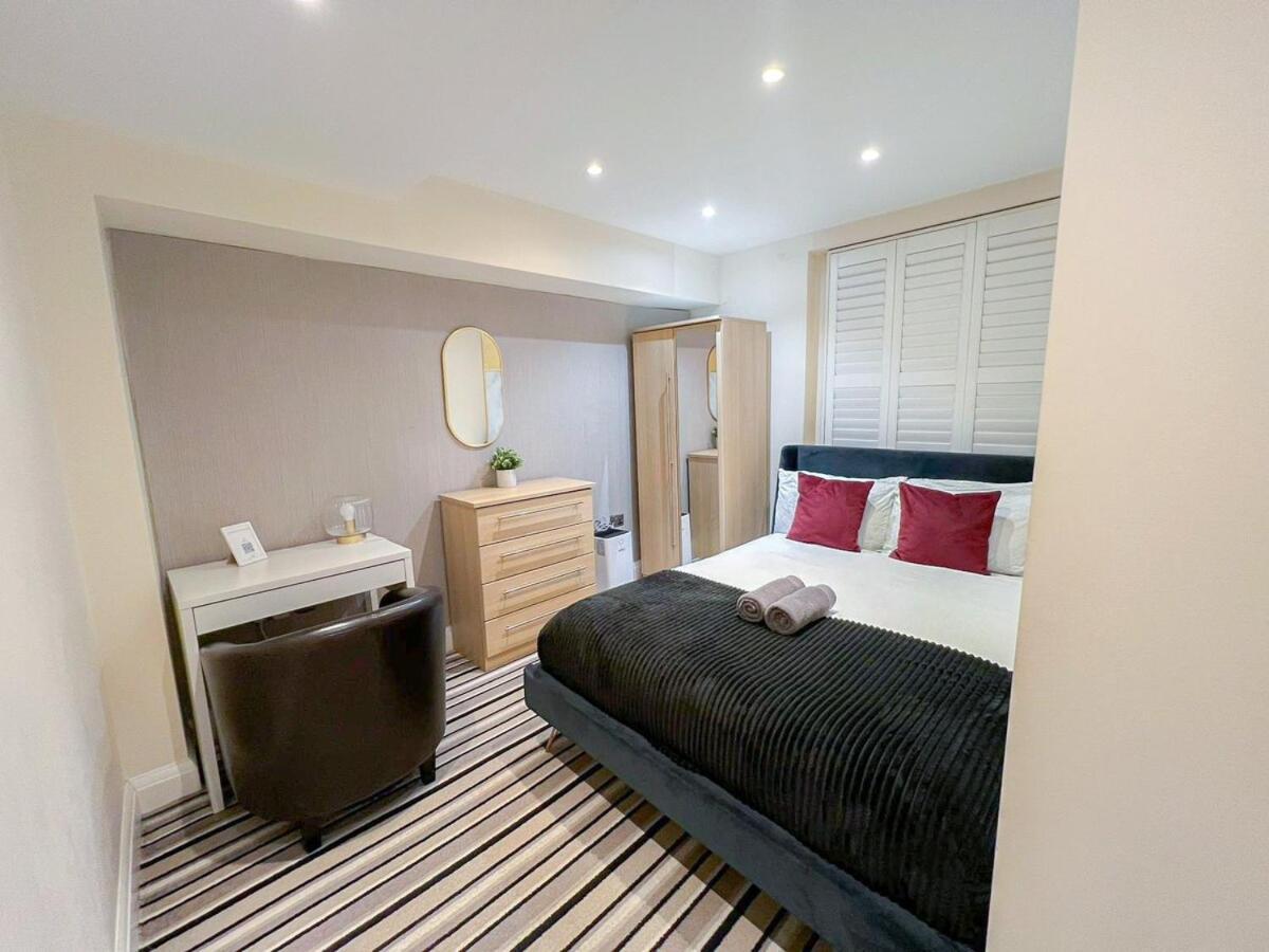 3 Bedroom Apartment With Private Terrace In Pimlico, Westminster, Victoria London Exterior foto