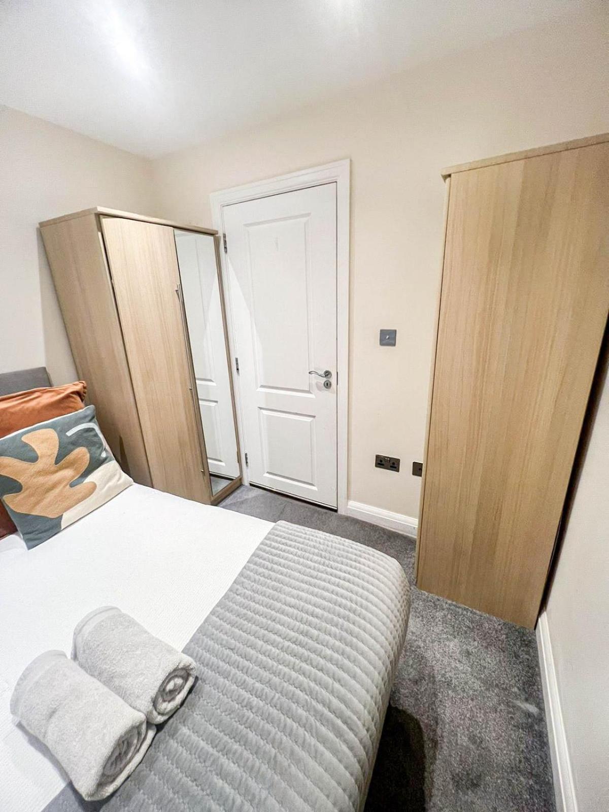 3 Bedroom Apartment With Private Terrace In Pimlico, Westminster, Victoria London Exterior foto